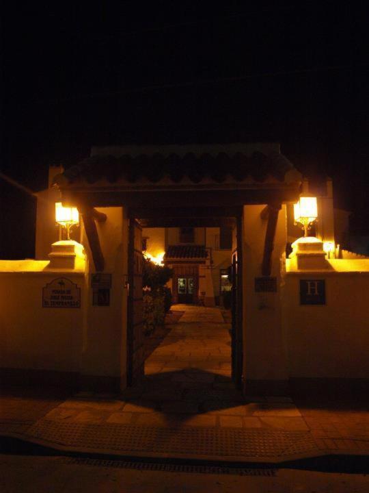 Posada De Jose Mª El Tempranillo Alameda Exterior photo
