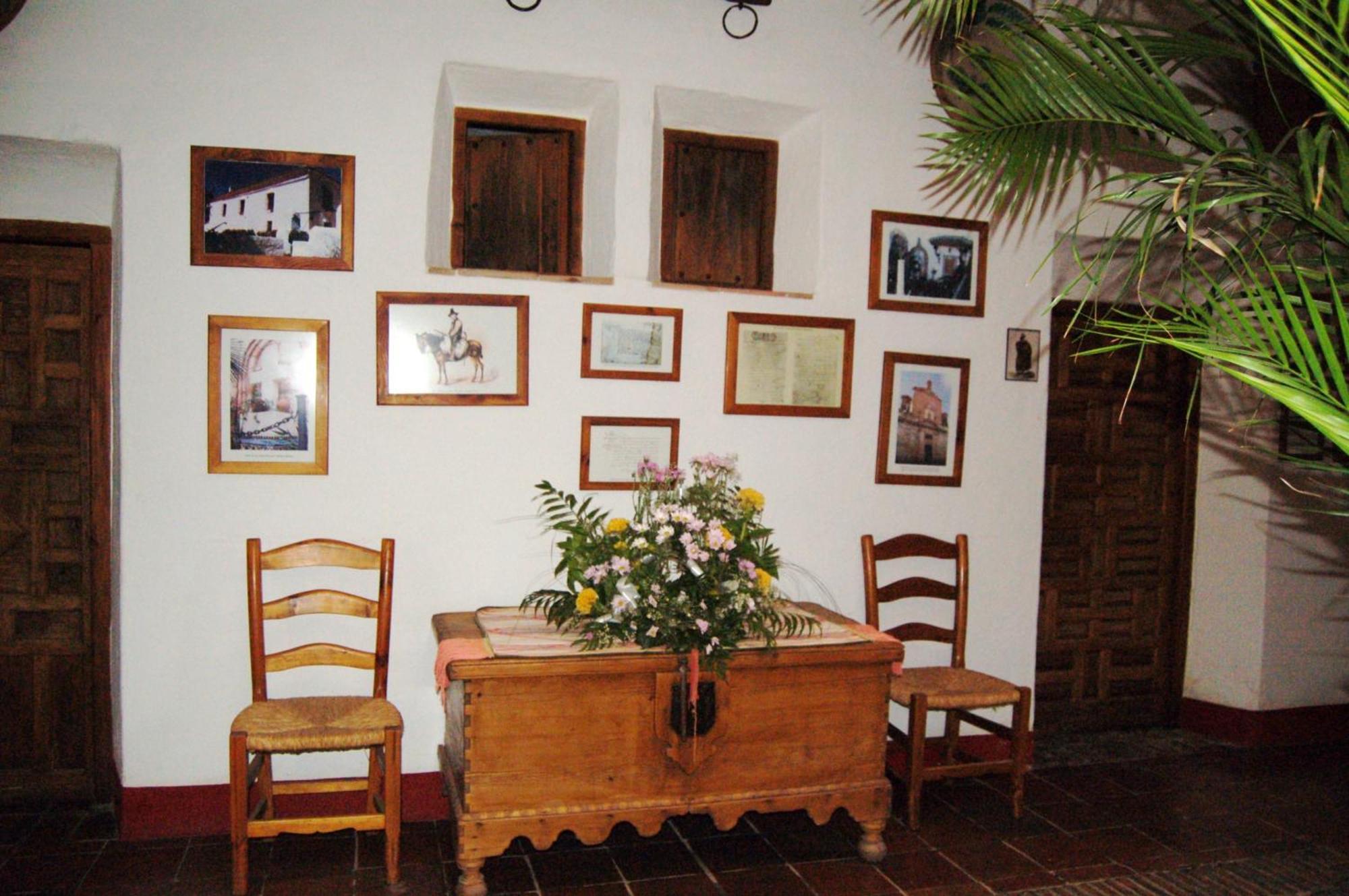 Posada De Jose Mª El Tempranillo Alameda Exterior photo